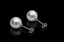 10mm ピアス 平置き