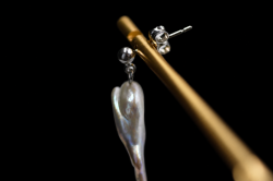 ペタルピアス 金具ジョイント部分